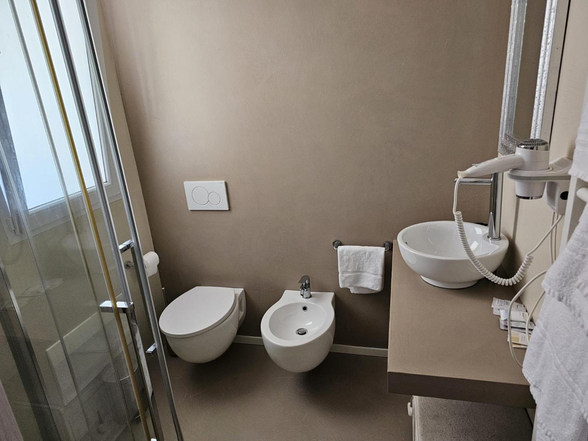 Venus Suites แชร์เวีย ภายนอก รูปภาพ